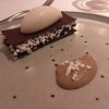 Millefeuille chocolat, glace vanille, chips de yaourt